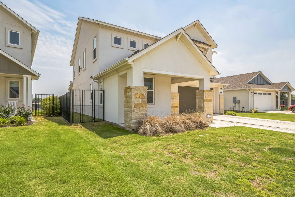 Fenced yard at 3706 Mesquite Valley Rd