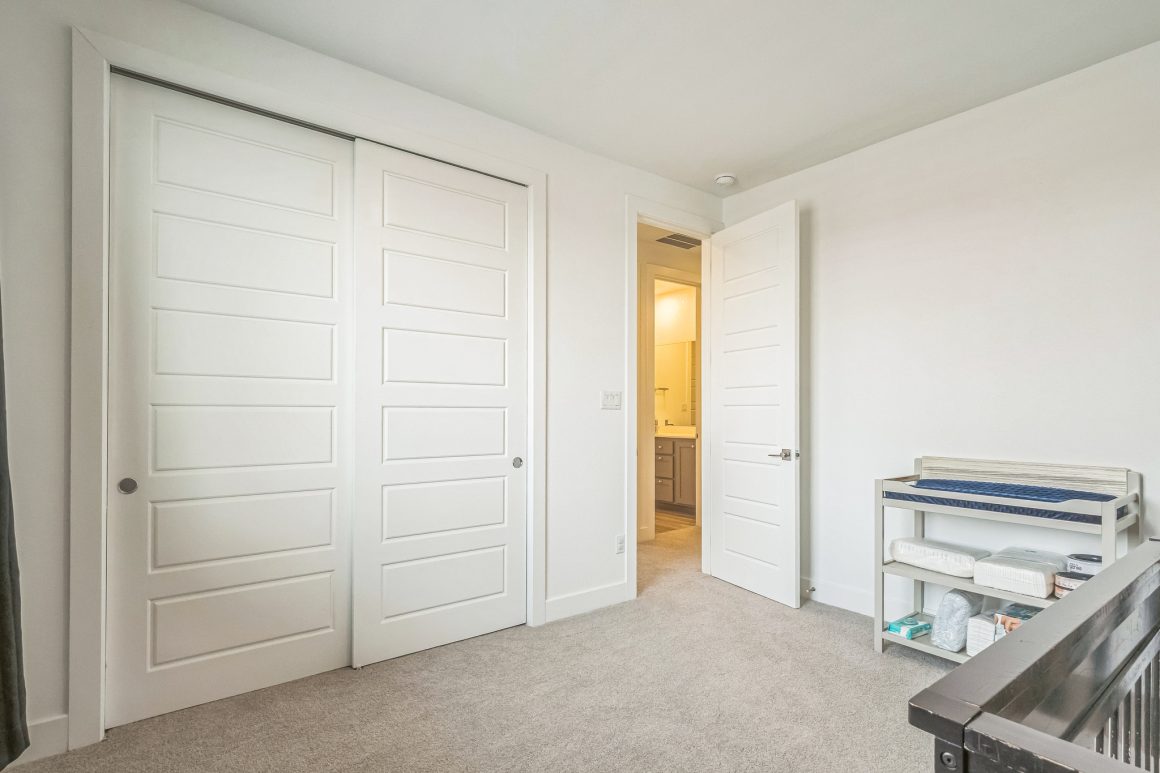 Entry area at 3706 Mesquite Valley Rd