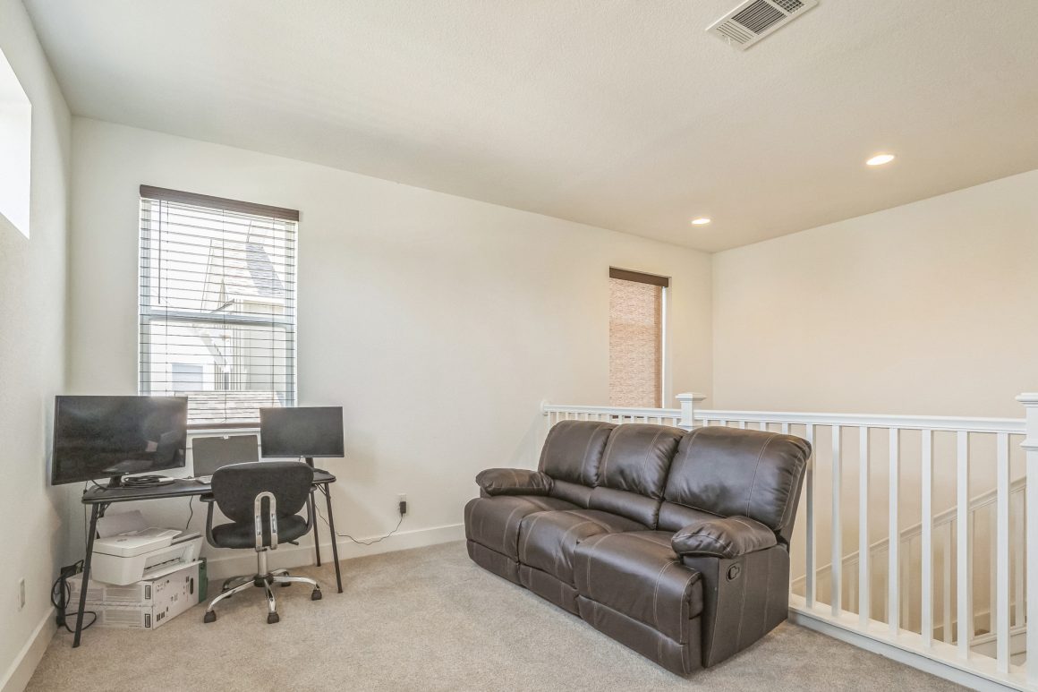 Additional living area view at 3706 Mesquite Valley Rd