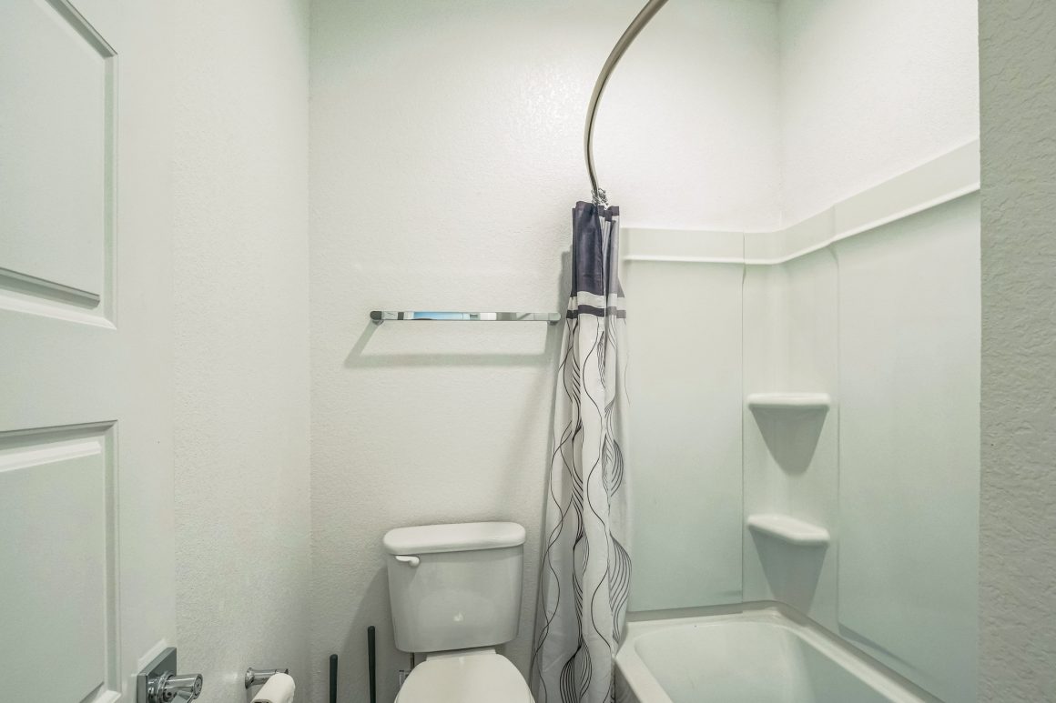 Additional bathroom at 3706 Mesquite Valley Rd