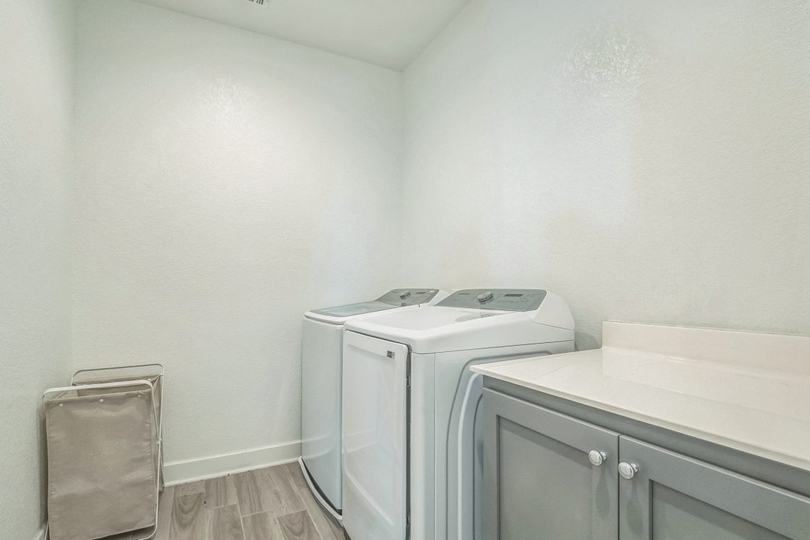 Loft or flexible space at 3706 Mesquite Valley Rd